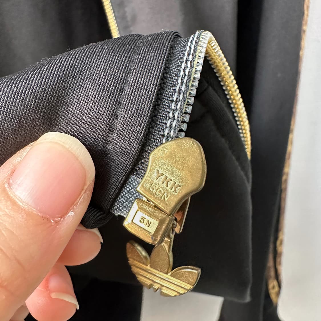 아디다스 일본한정 골드 트레포일 레오파드 트랙탑 블랙 XS 상품이미지7