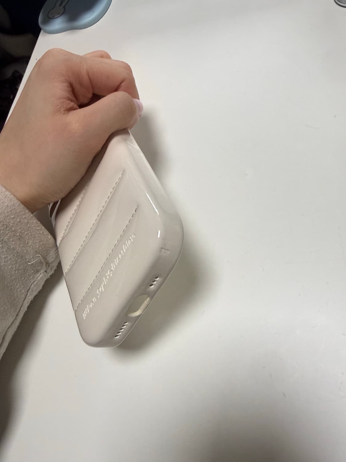 어반소피스티케이션 16프로 16pro 토끼 샤샤 케이스 상품이미지5