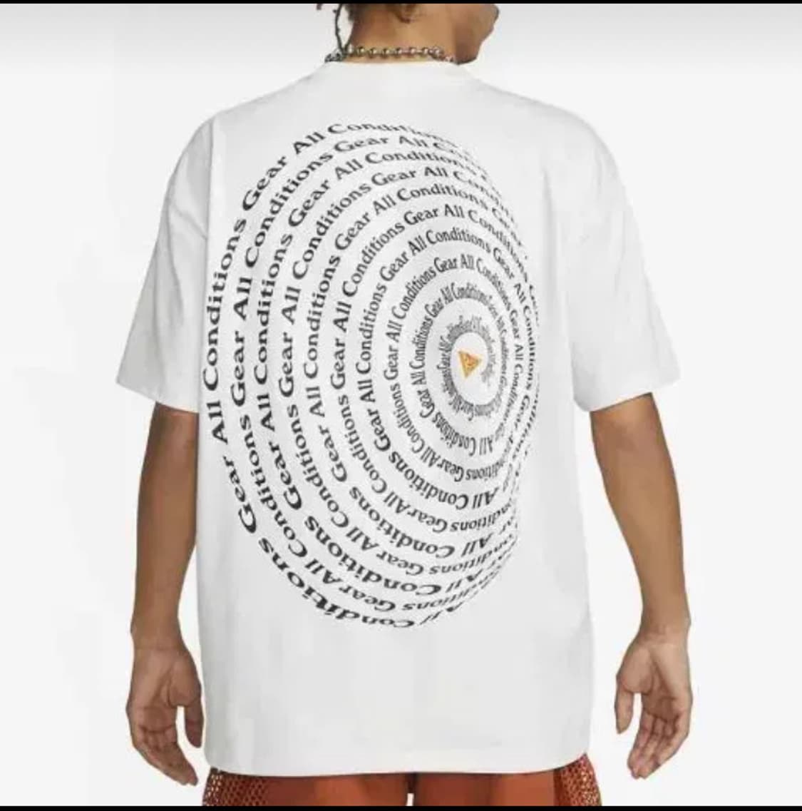 나이키 ACG 볼텍스 티셔츠 (FB8125-121) 상품이미지2