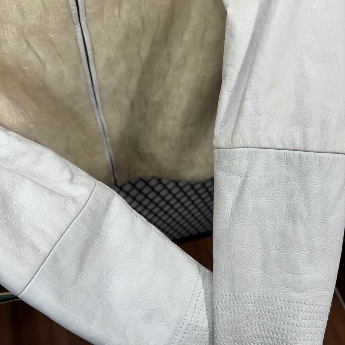 90s 지안프랑코 페레 모헤어 실크 믹스 레더 슬리브 집업 자켓 아이보리 상품이미지7