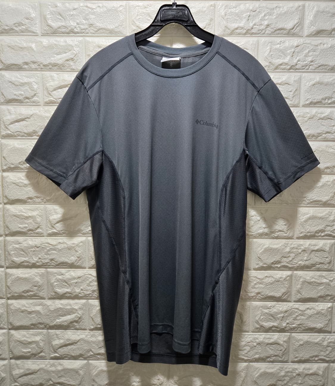 컬럼비아 옴니프리즈 기능성 냉감 쿨링 반팔티 100 상품이미지1