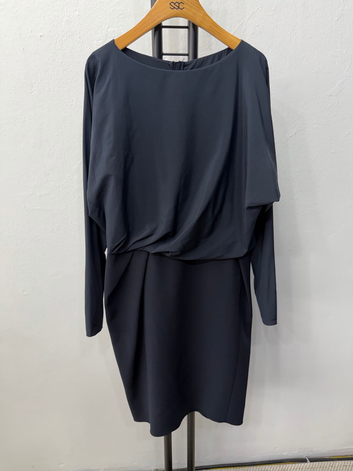 정품) 랑방 한섬 블랙 롱 슬리브 랩 원피스 82 상품이미지1