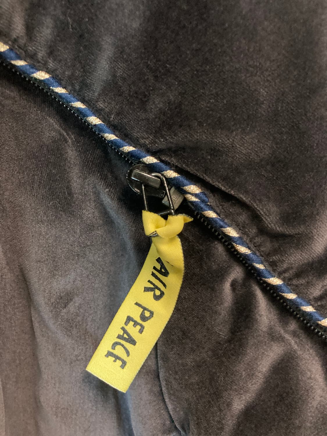 캐피탈 샴 필로우 봄버 자켓 상품이미지3