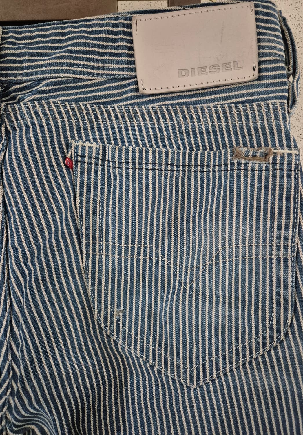 [27]디젤 스트라이프 데님팬츠 여성 상품이미지4