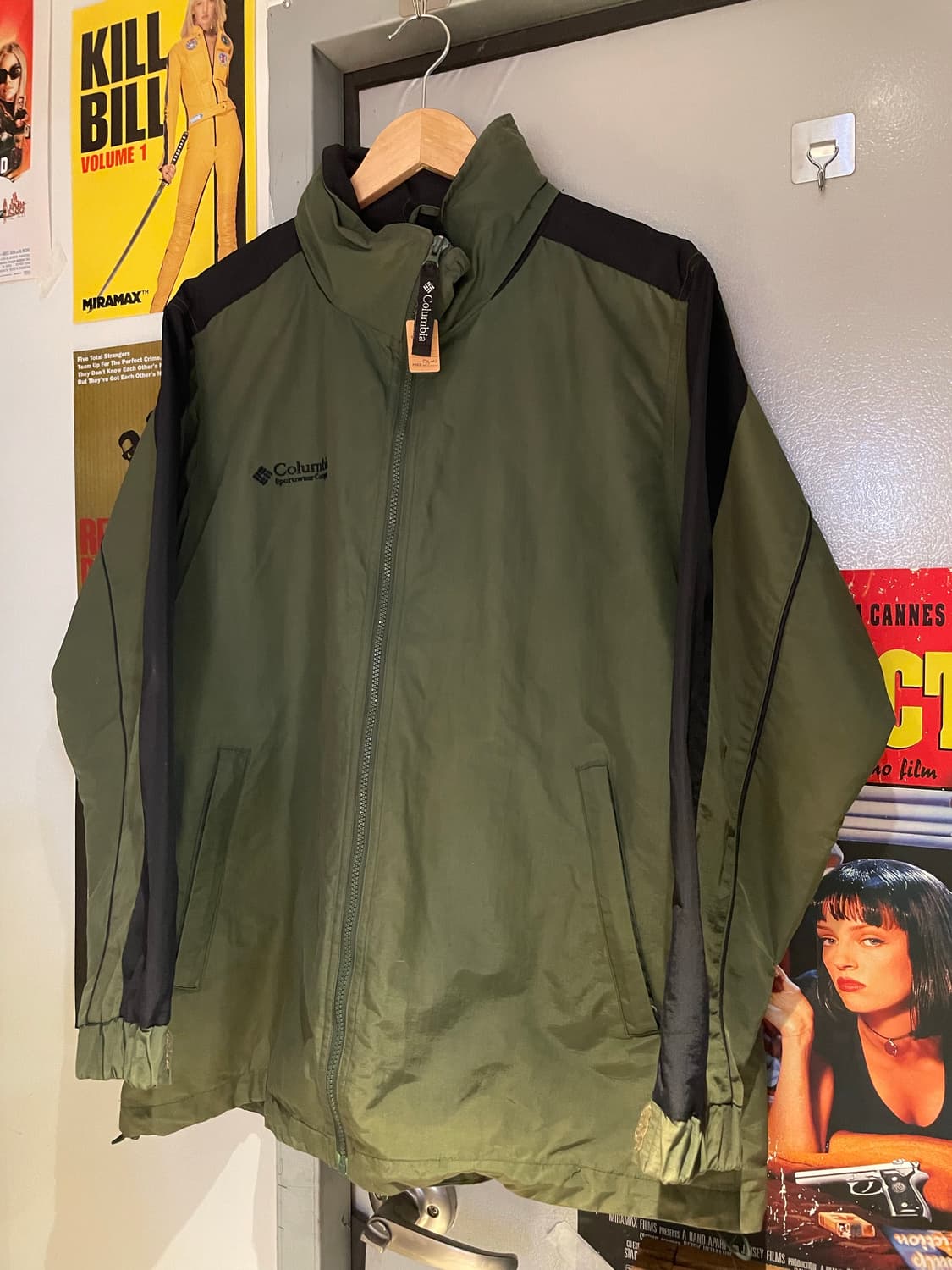 컬럼비아 티타늄 오버핏 후드 바람막이 상품이미지1