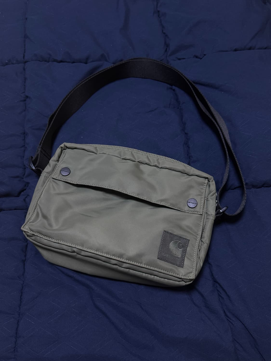 칼하트윕 크로스백 상품이미지1