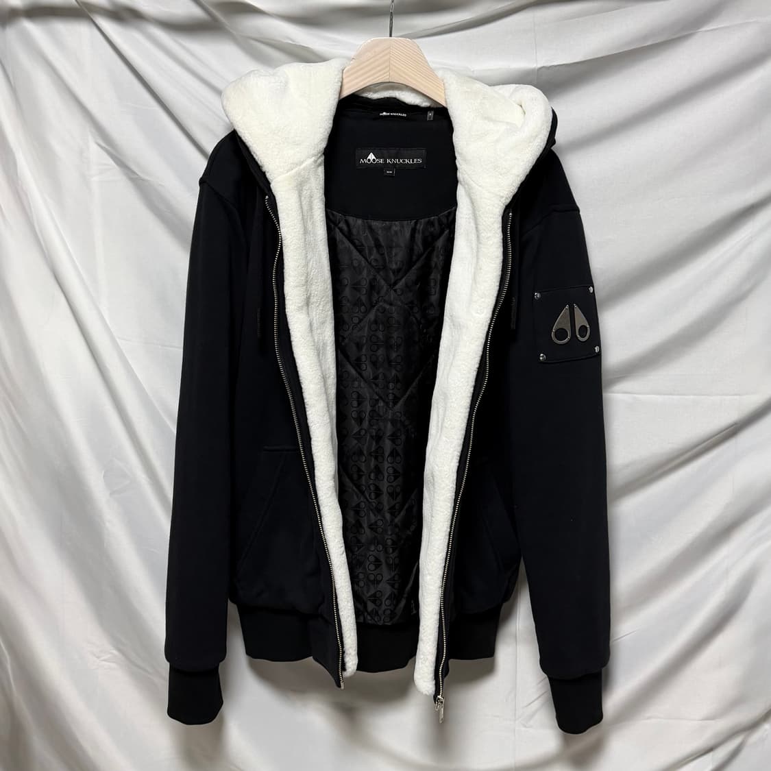 [S급/M] 무스너클 버니스웨터 은장 후드집업 블랙 상품이미지3