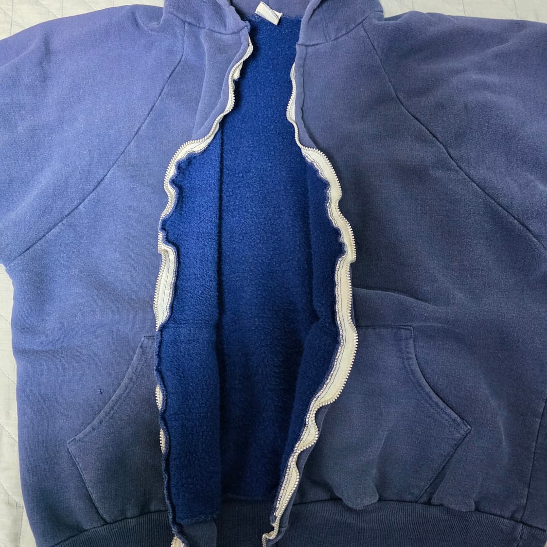 [L] 70s 빈티지 노브랜드 트래쉬드 후드집업 네이비 상품이미지4