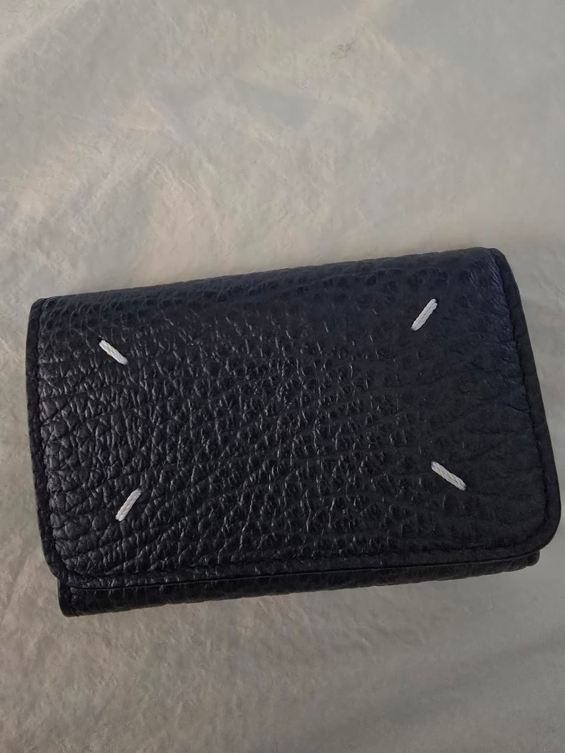 메종 마르지엘라 네이비카드지갑입니다. 상품이미지1