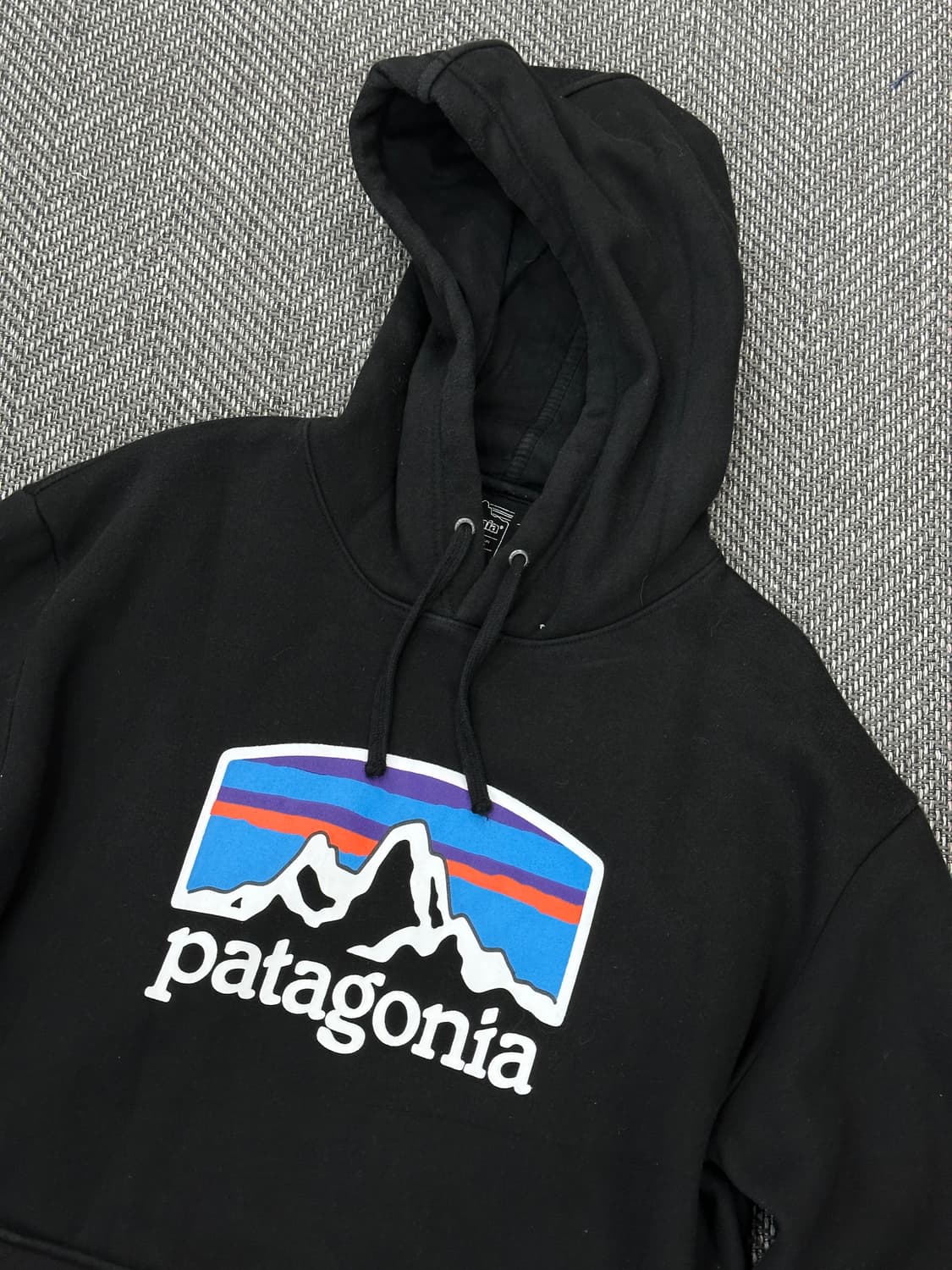 파타고니아 후드티 블랙 상품이미지2