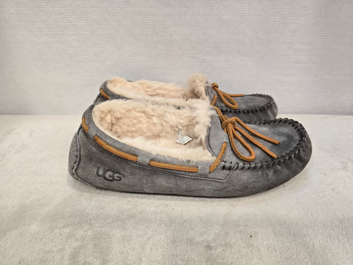 UGG 어그 모카신 235~240 상품이미지3