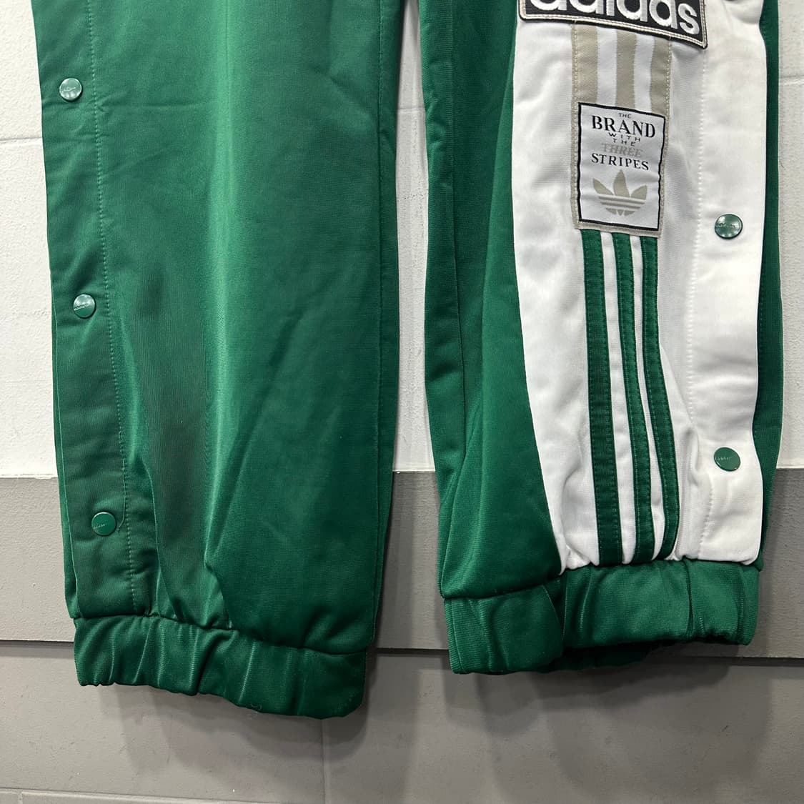 아디다스 아디브레이크 팬츠 상품이미지3