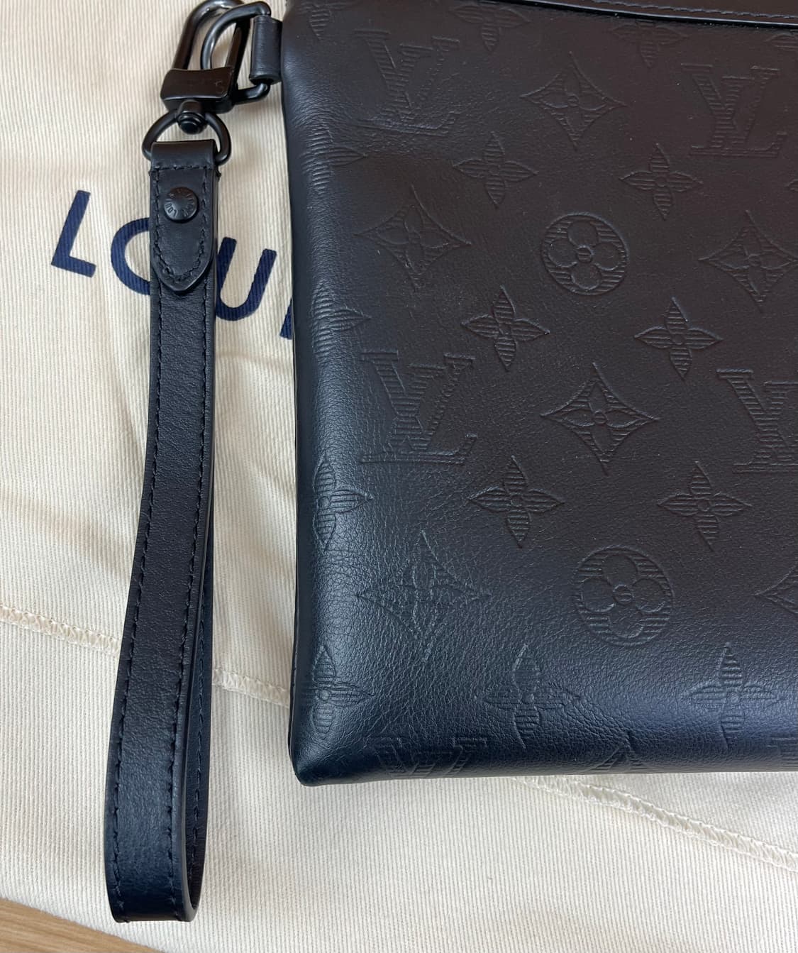 루이비통 포쉐트 투고 클러치백 상품이미지7