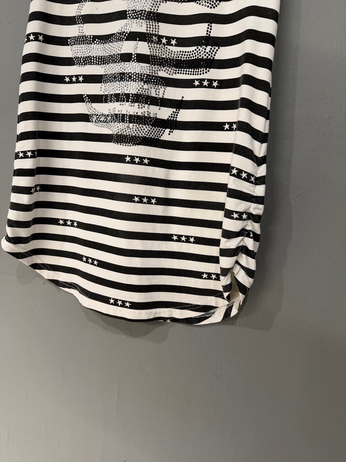 Skull cubic point stripe pattern top 상품이미지8