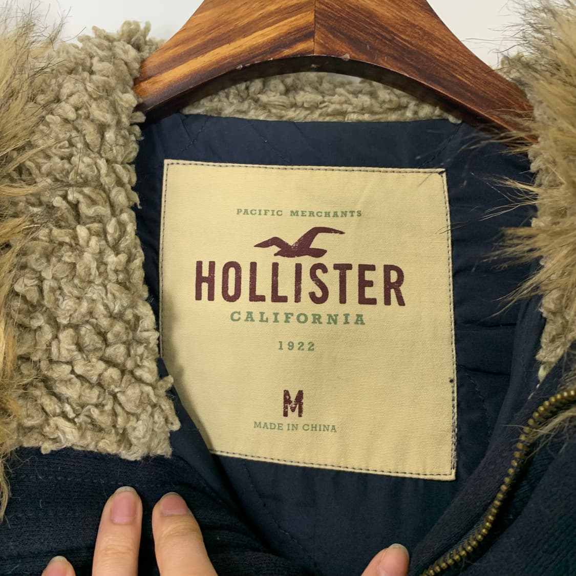 홀리스터 y2k 와투케 네이비 버튼 울프죠 후드집업 상품이미지7
