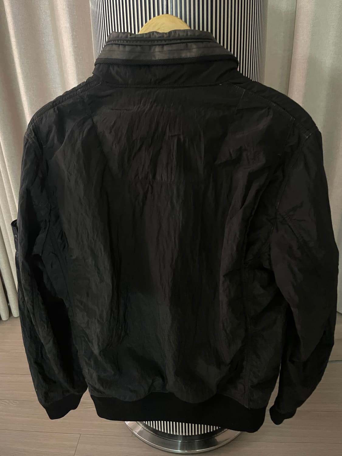 스톤아일랜드 나일론메탈 실드 자켓 블랙 상품이미지2