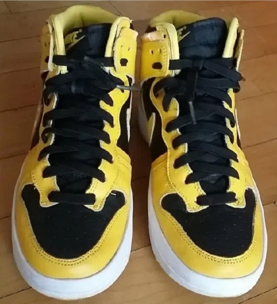 나이키 덩크 하이 업 블랙 엔 바시티 메이즈 2401 상품이미지2