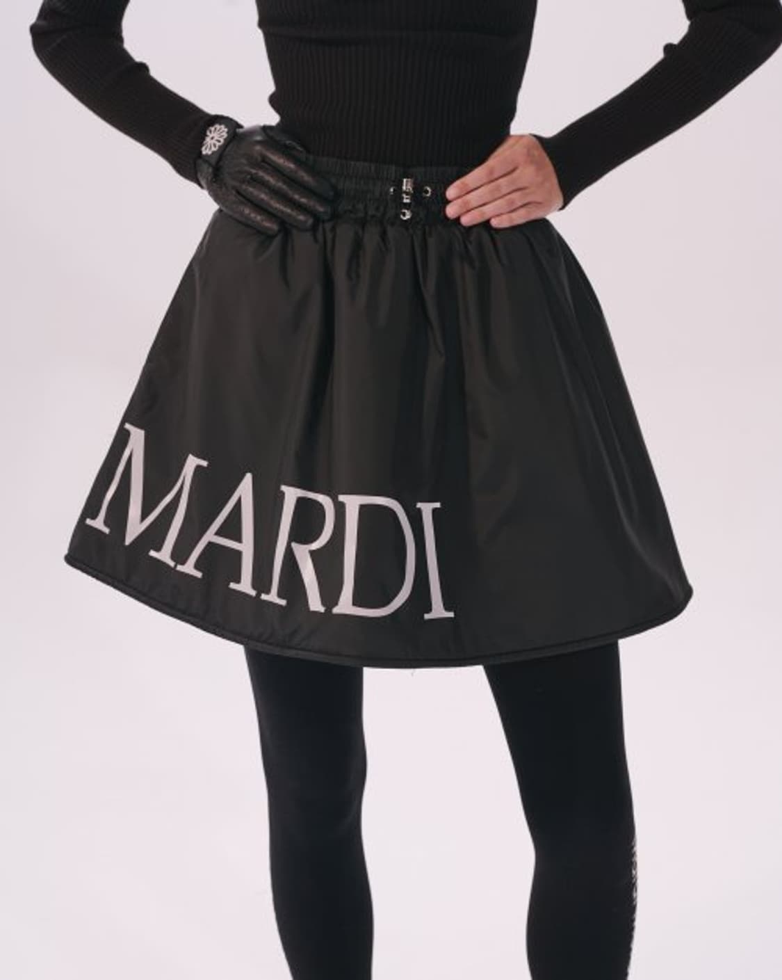 마르디 메크르디 로고 블랙 밴딩 스커트  상품이미지5