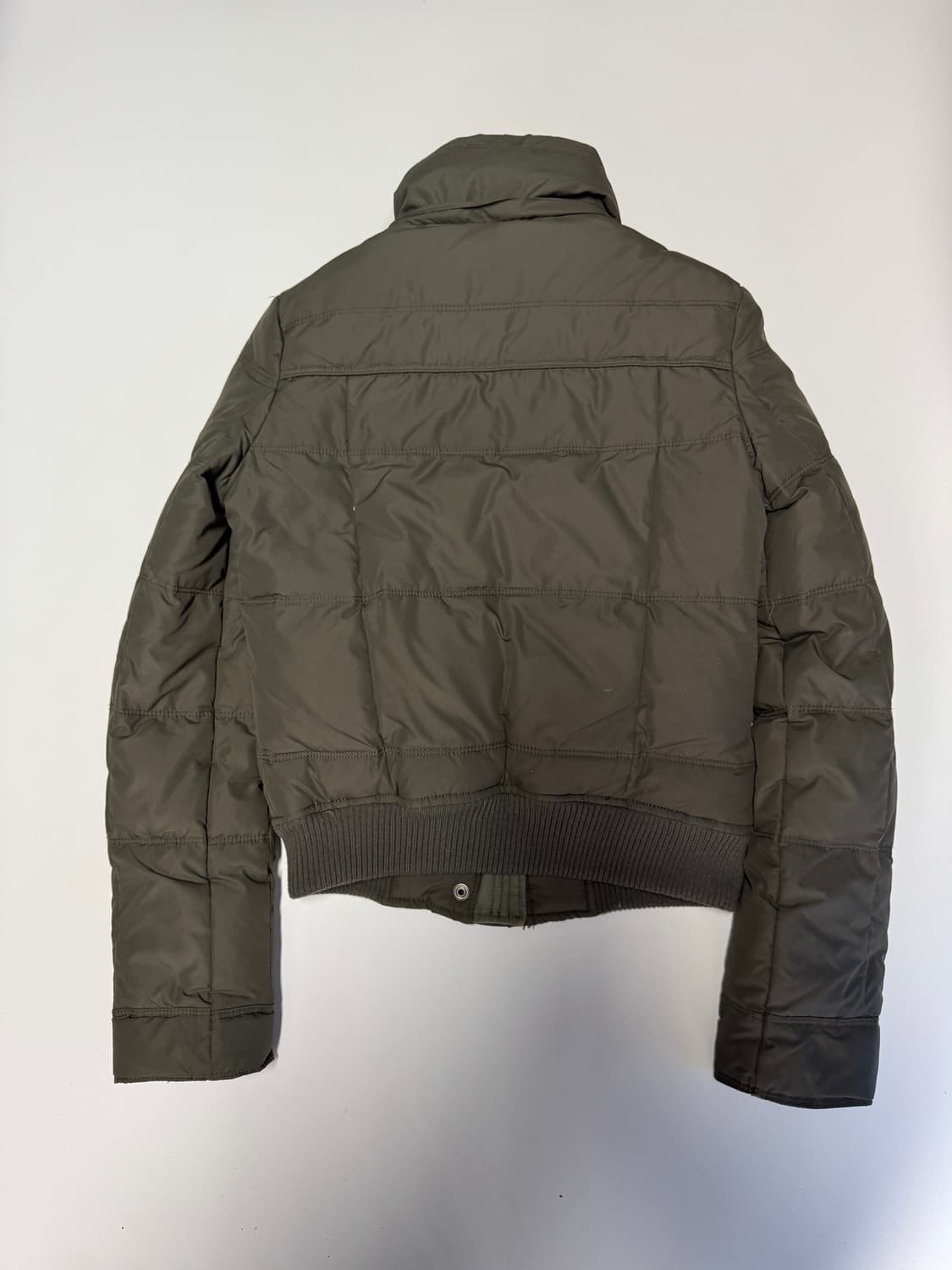 희귀!! 여성 아베크롬비 양털 안감 퀄팅 크롭 다운 자켓 상품이미지2