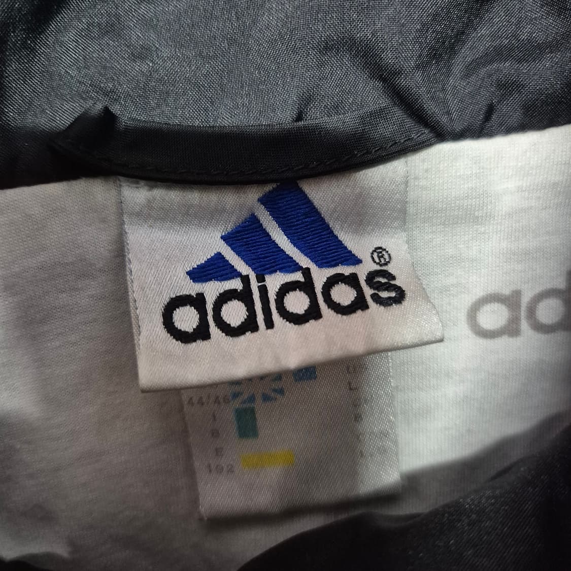 [올드 빈티지🔥] 90s 아디다스 올드스쿨 나일론 윈드브레이커 상품이미지5