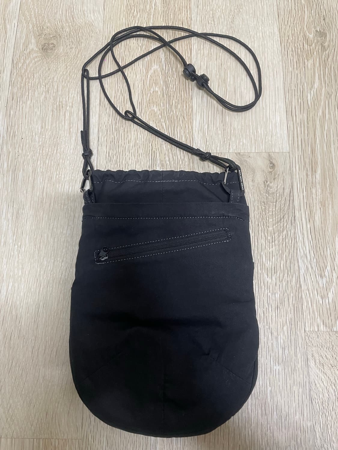 산산기어 베리드 크로스백 블랙 -25SS 상품이미지3