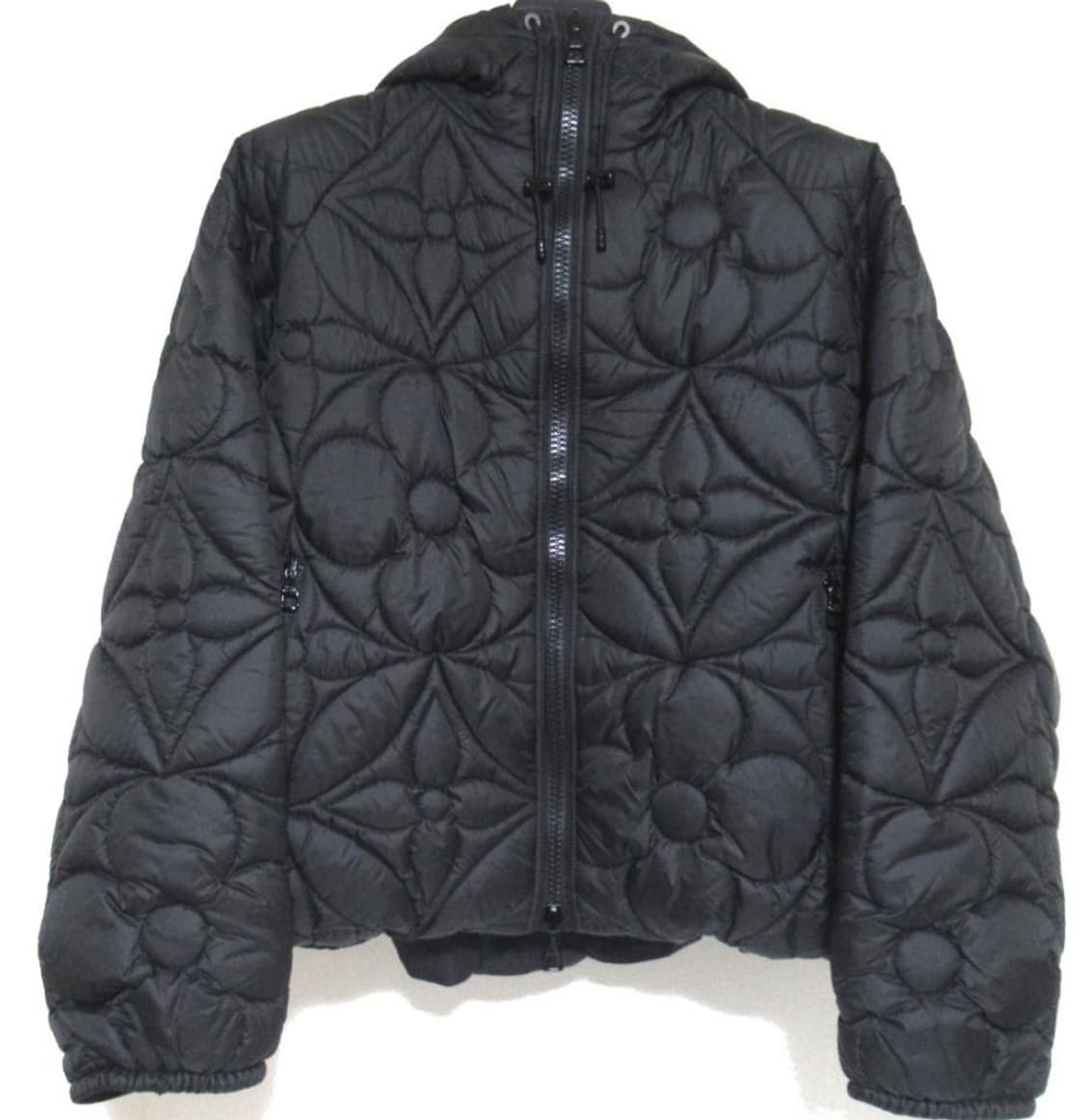 루이비통 플라워 패딩(나야와시님 소개) 50size 상품이미지1