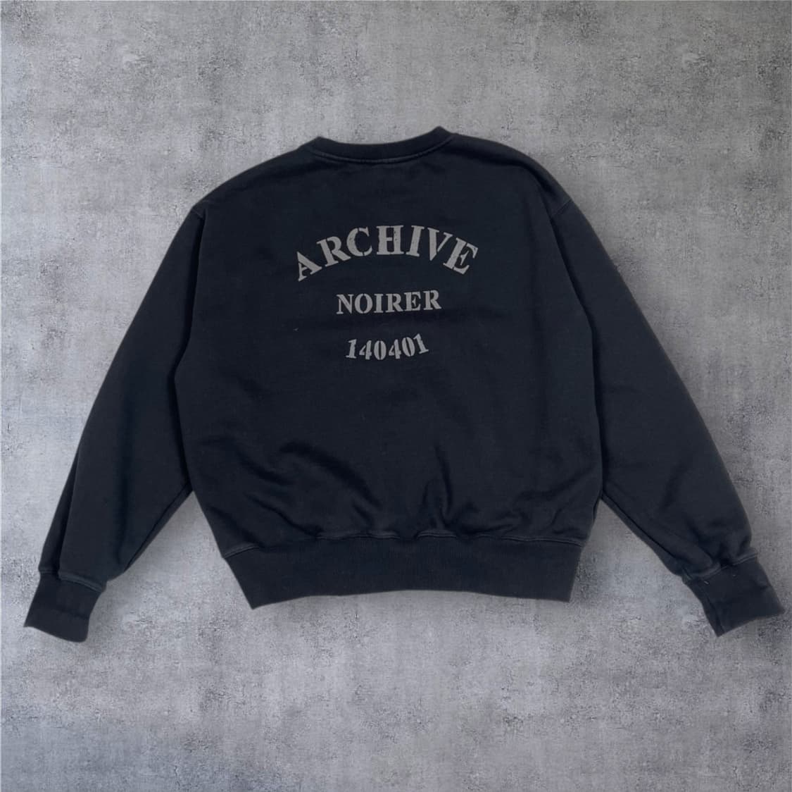 노이어 Noirer 블랙 ARCHIVE 로고 맨투맨 50 상품이미지6