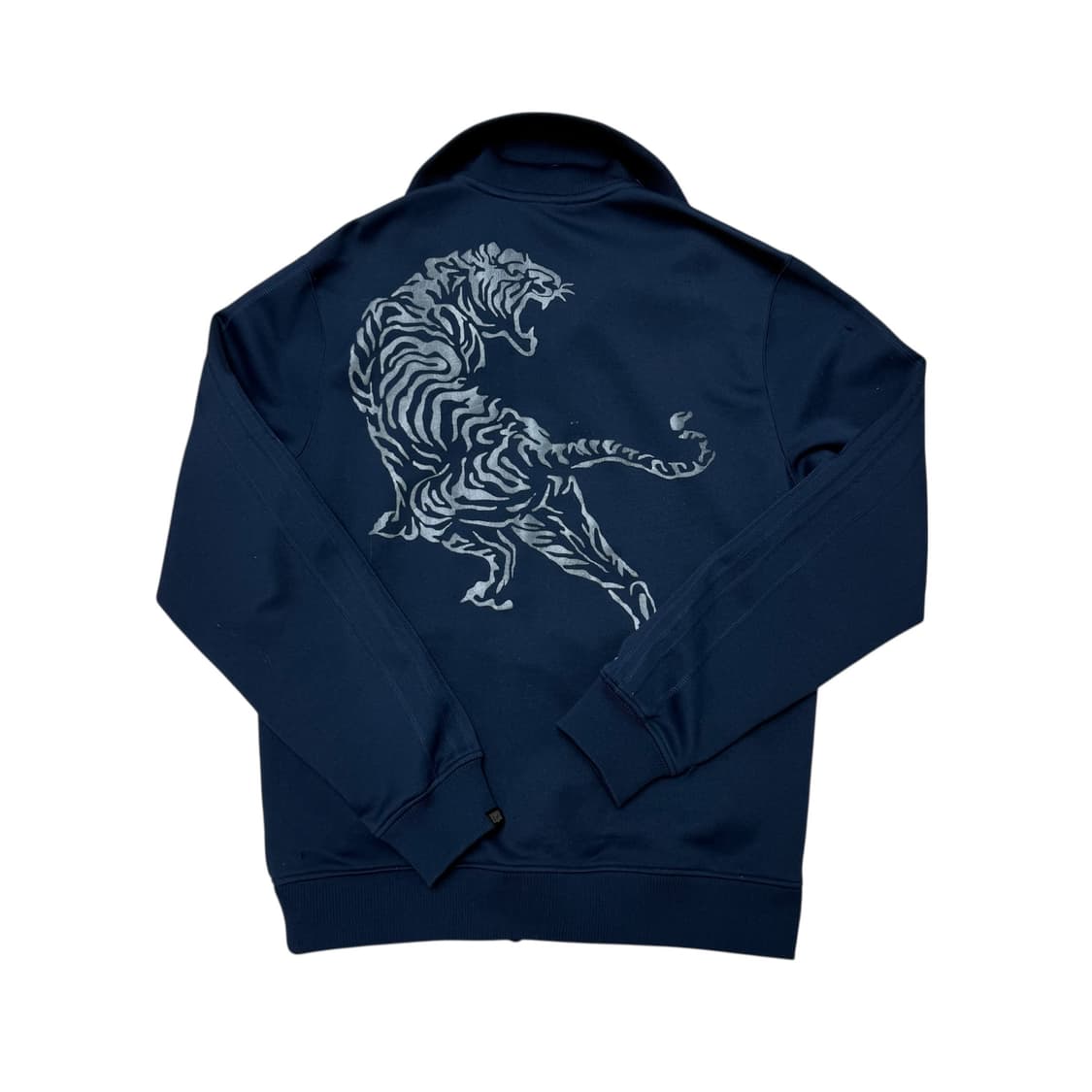 오니츠카타이거 트랙탑 상품이미지2