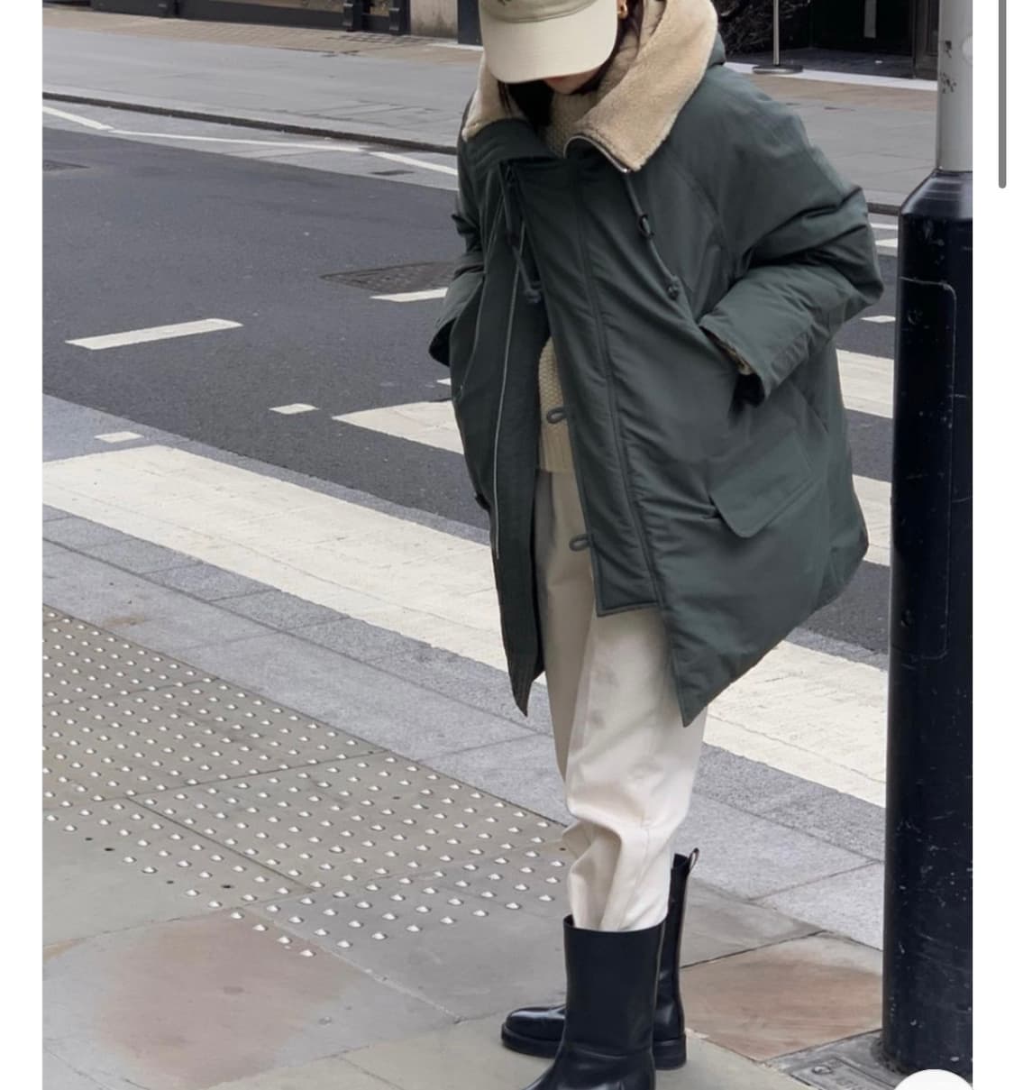 브런치 품절야상 구스다운 야상패딩 카키 여성 프리사이즈 상품이미지6
