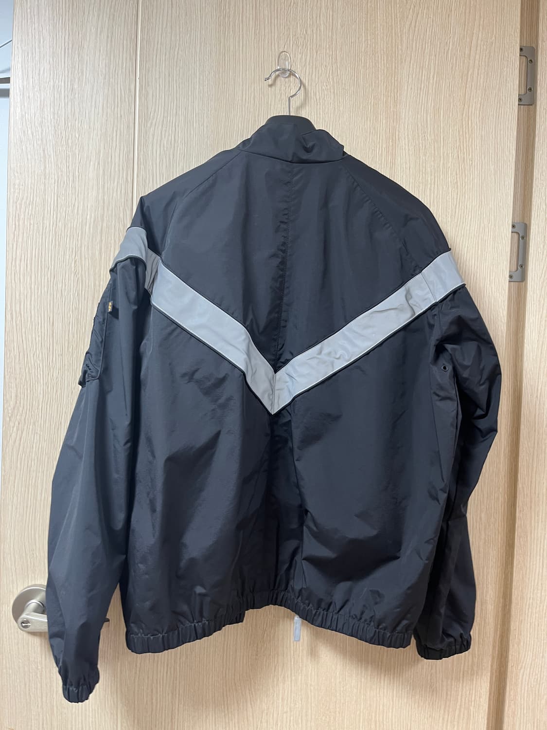 알파인더스트리 트랙자켓 라지 및 스몰 판매 상품이미지5