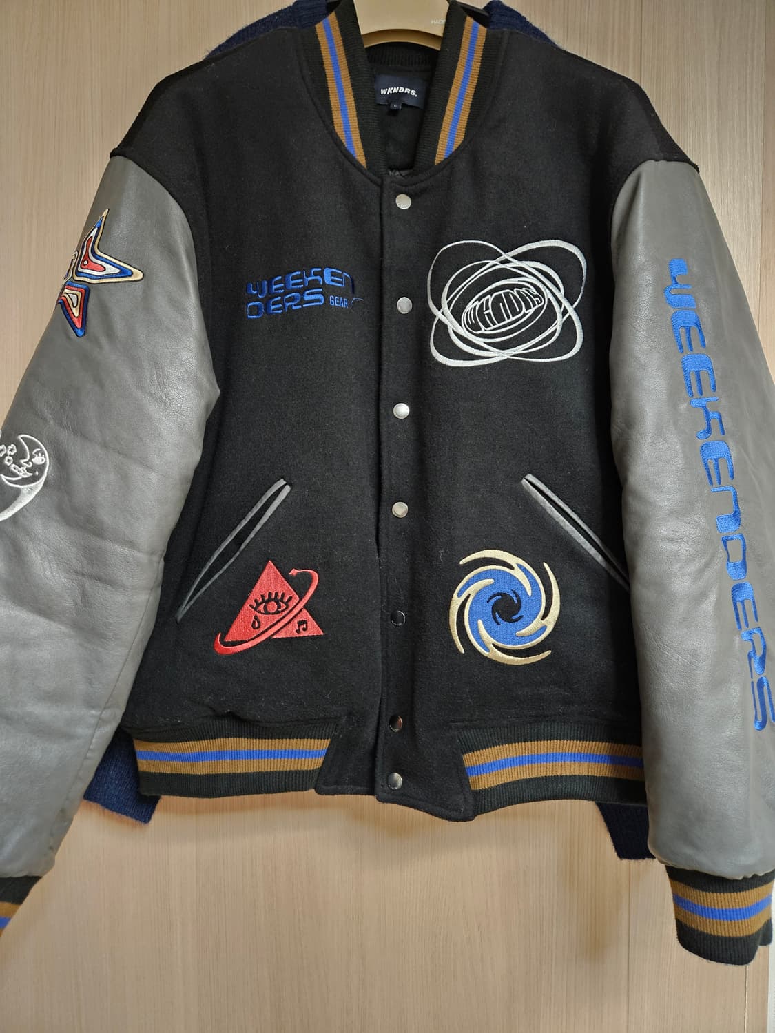 위캔더스 바시티 스타디움 자켓 L 상품이미지1