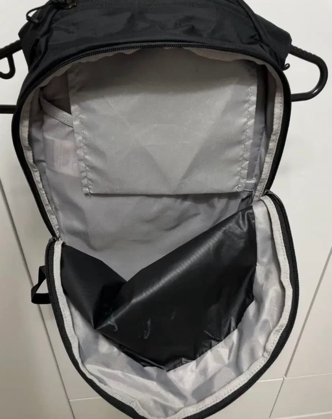 살로몬 mm6 백팩 상품이미지4