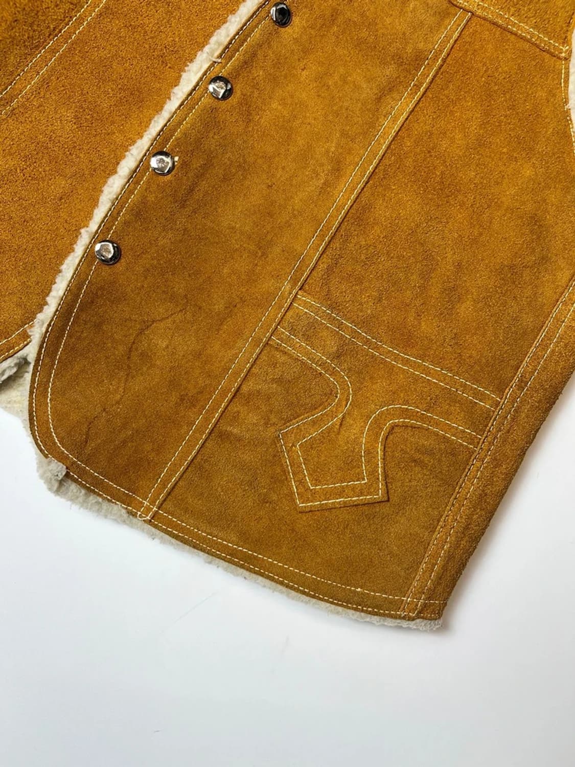 Selected 90's 핸드번드로잉 스웨이드 웨스턴 베스트 PN8762 상품이미지3