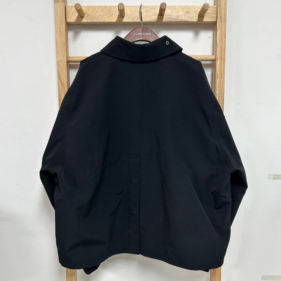 스튜디오 톰보이 절개 패턴 오버핏 자켓 블랙 상품이미지6