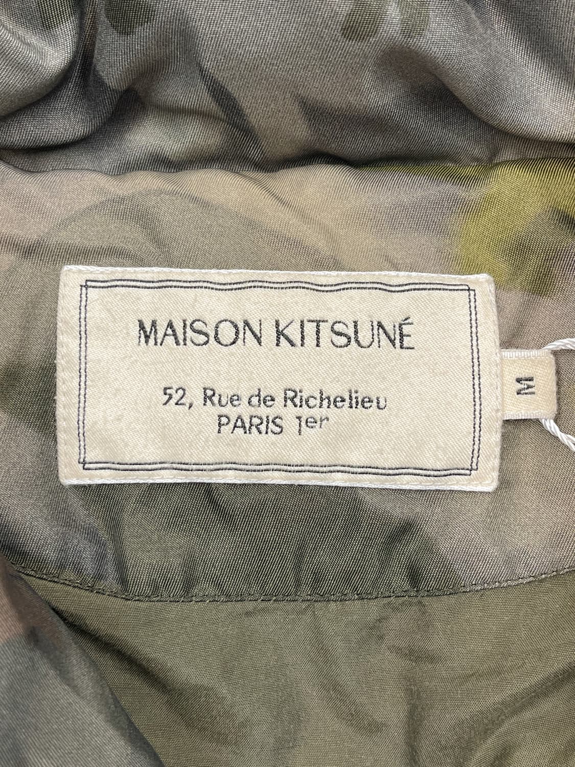 메종키츠네 20a/w 벨벳 폭스 헤드 카모 다운 상품이미지6