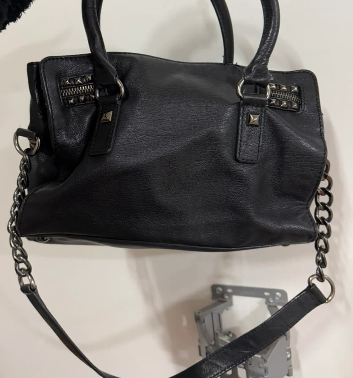 Michael kors 마이클코어스 스터드 숄더백 상품이미지4