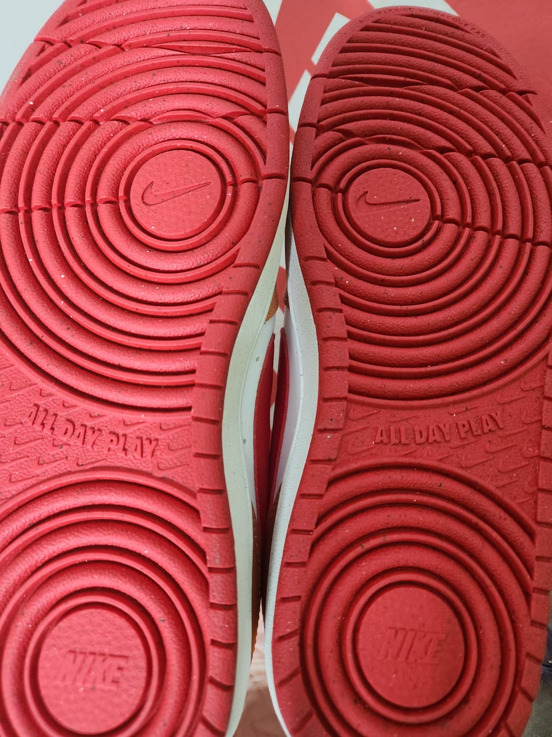 나이키) 새상품 코트 버로우 핫커리 240 245 상품이미지3