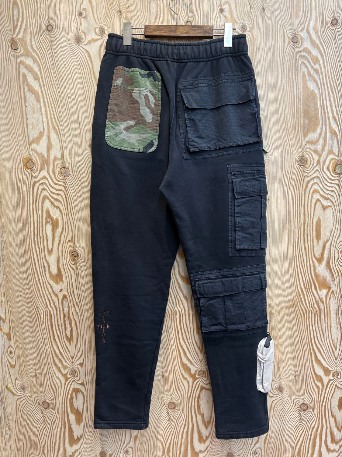 나이키x트래비스 스캇 NRG AG 유틸리티 스웻 팬츠 상품이미지3