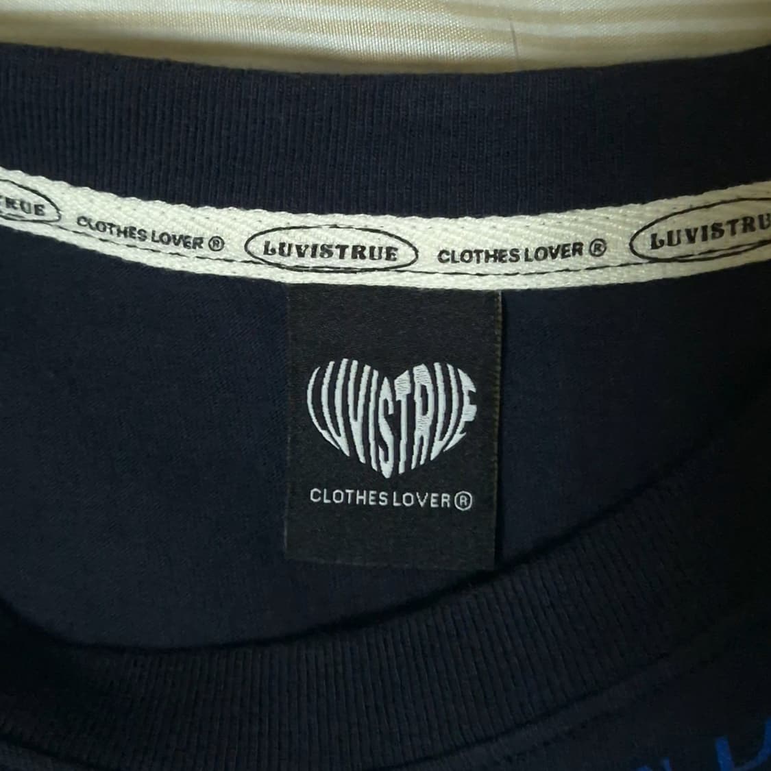 러브이즈트루 크롭 반팔티  상품이미지3