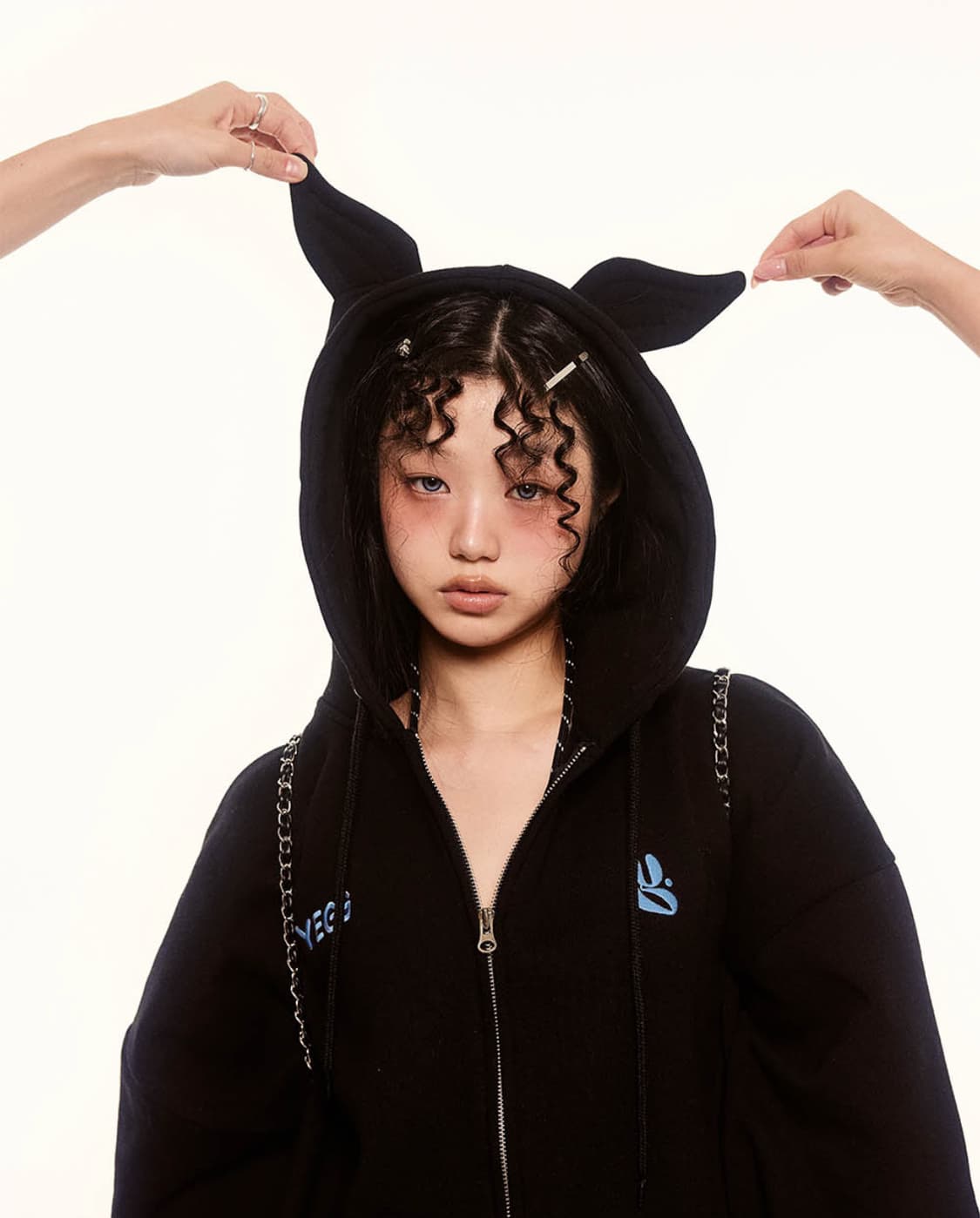 예그 윙 후드집업 블랙 상품이미지2