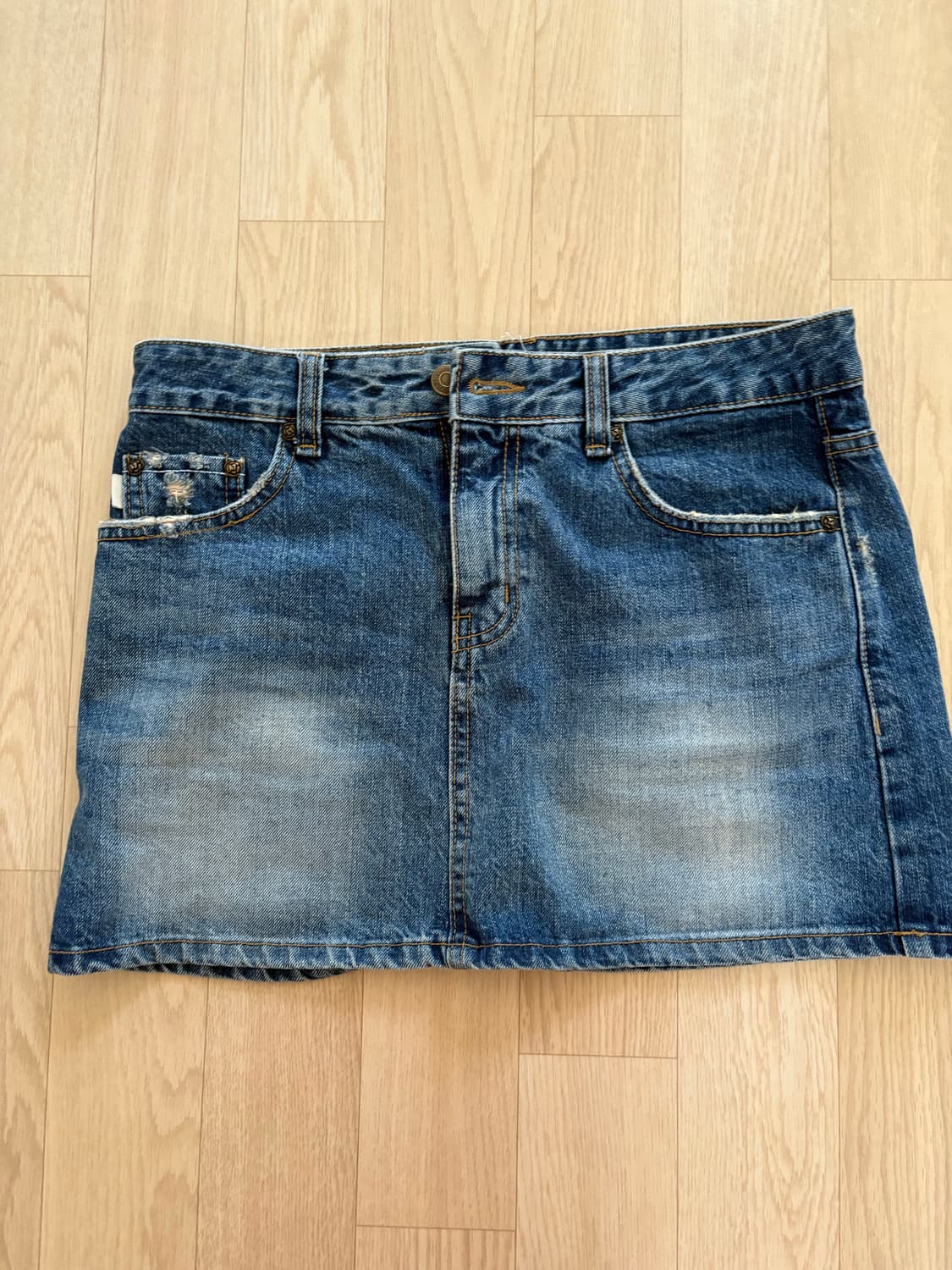 글로니 로우라이즈 미니스커트 / 99 LOW-RISE MINI SKIRT 상품이미지2