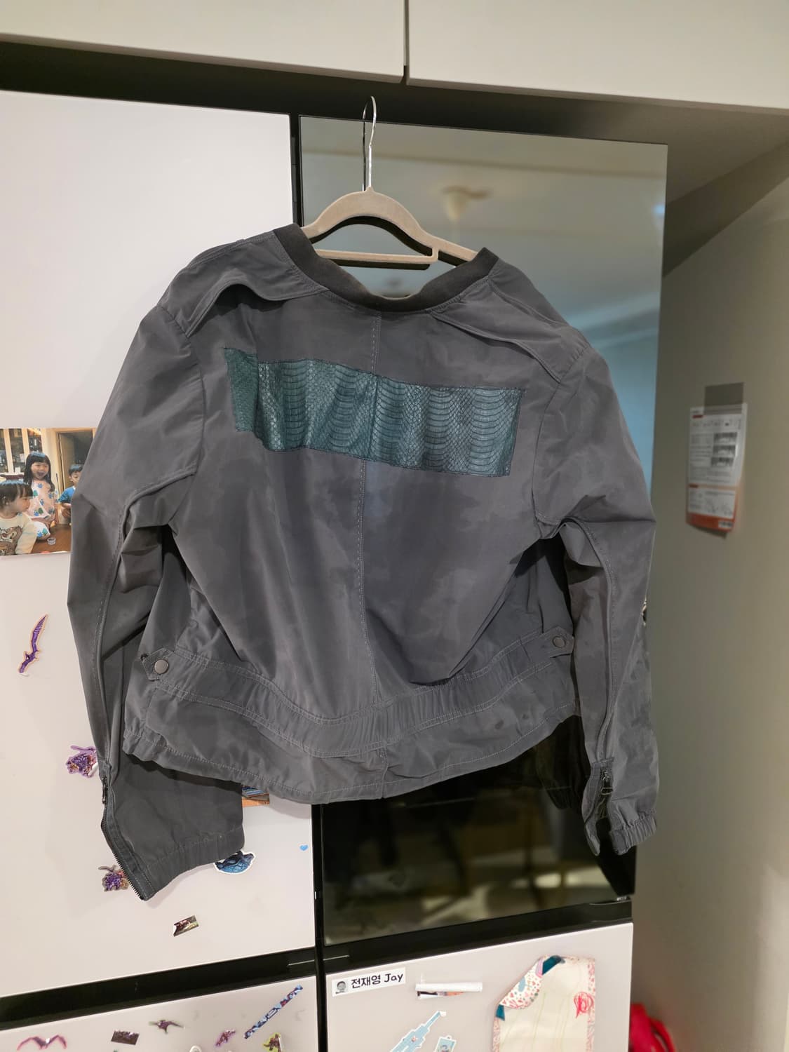 LANVIN 랑방 파이톤 가죽 테크 자켓  상품이미지6