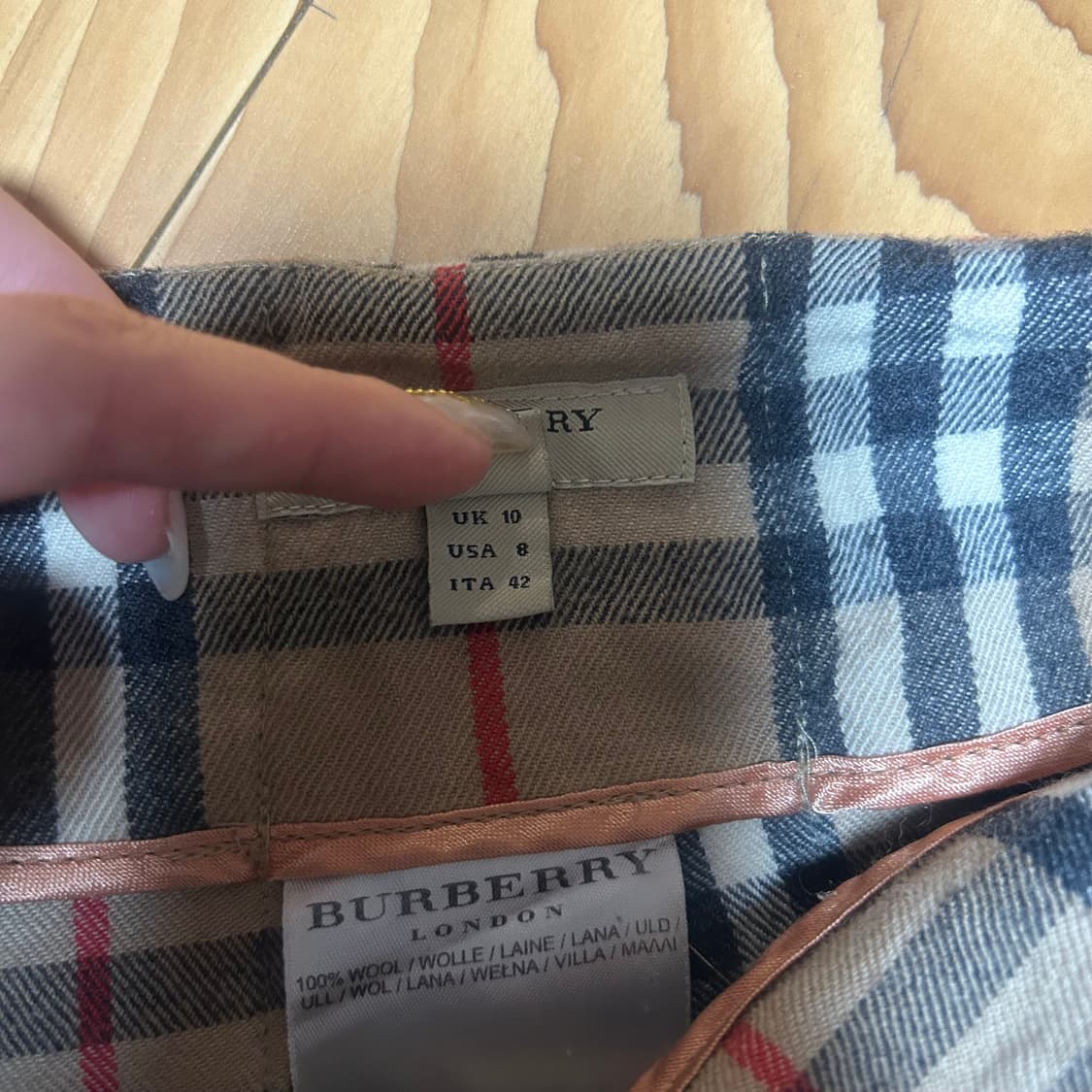 버버리 플리츠 버클 랩 스커트  상품이미지6