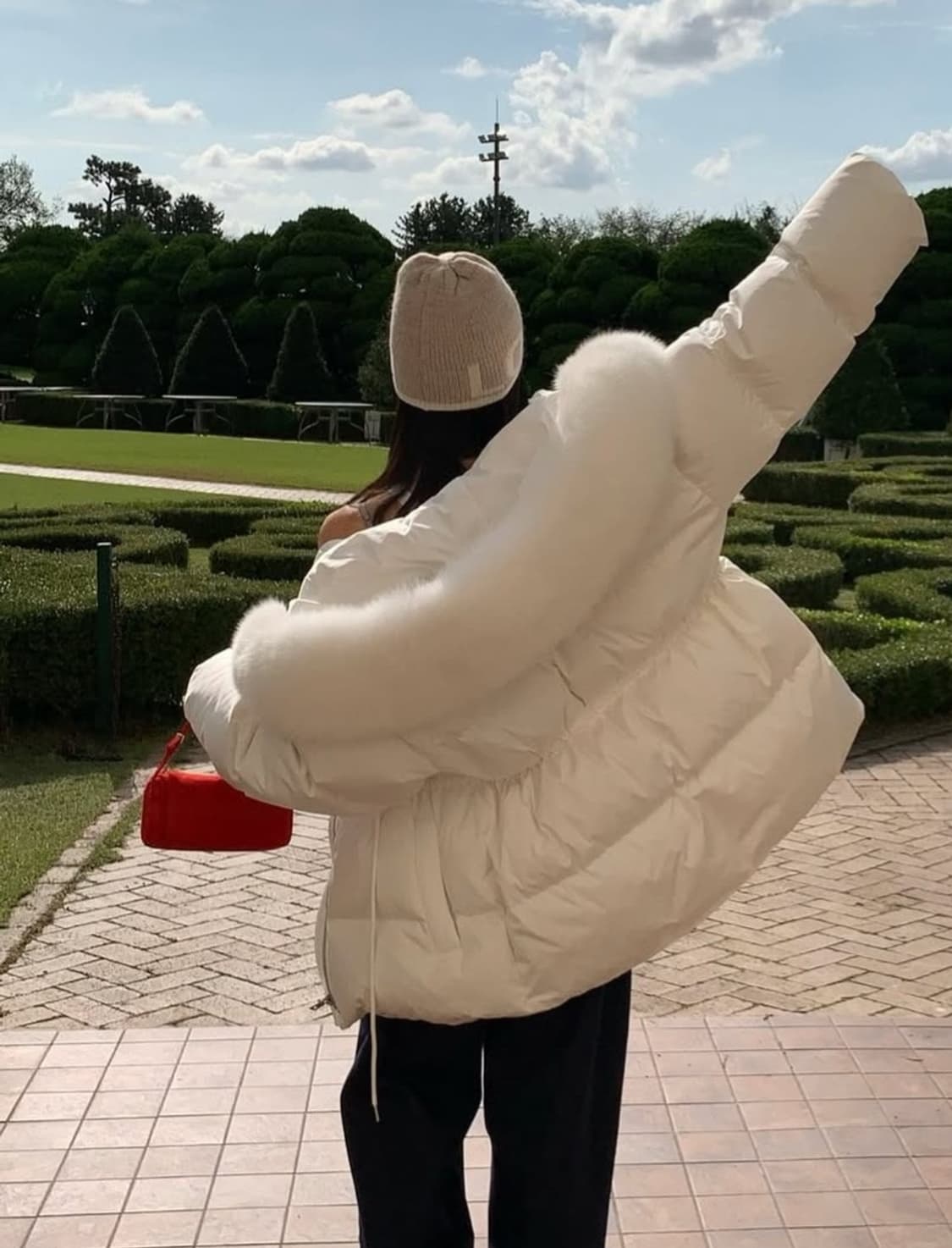 레브시티 로고 폭스 패딩  상품이미지8