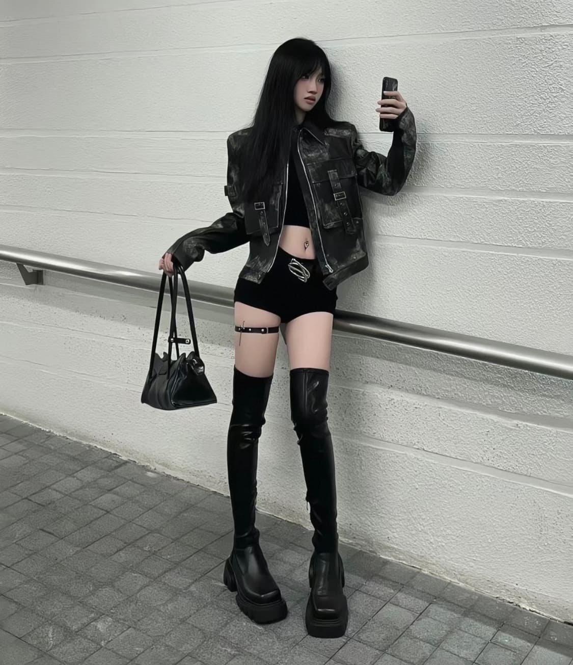 Dark Punk Cropped Leather Jacket 상품이미지4