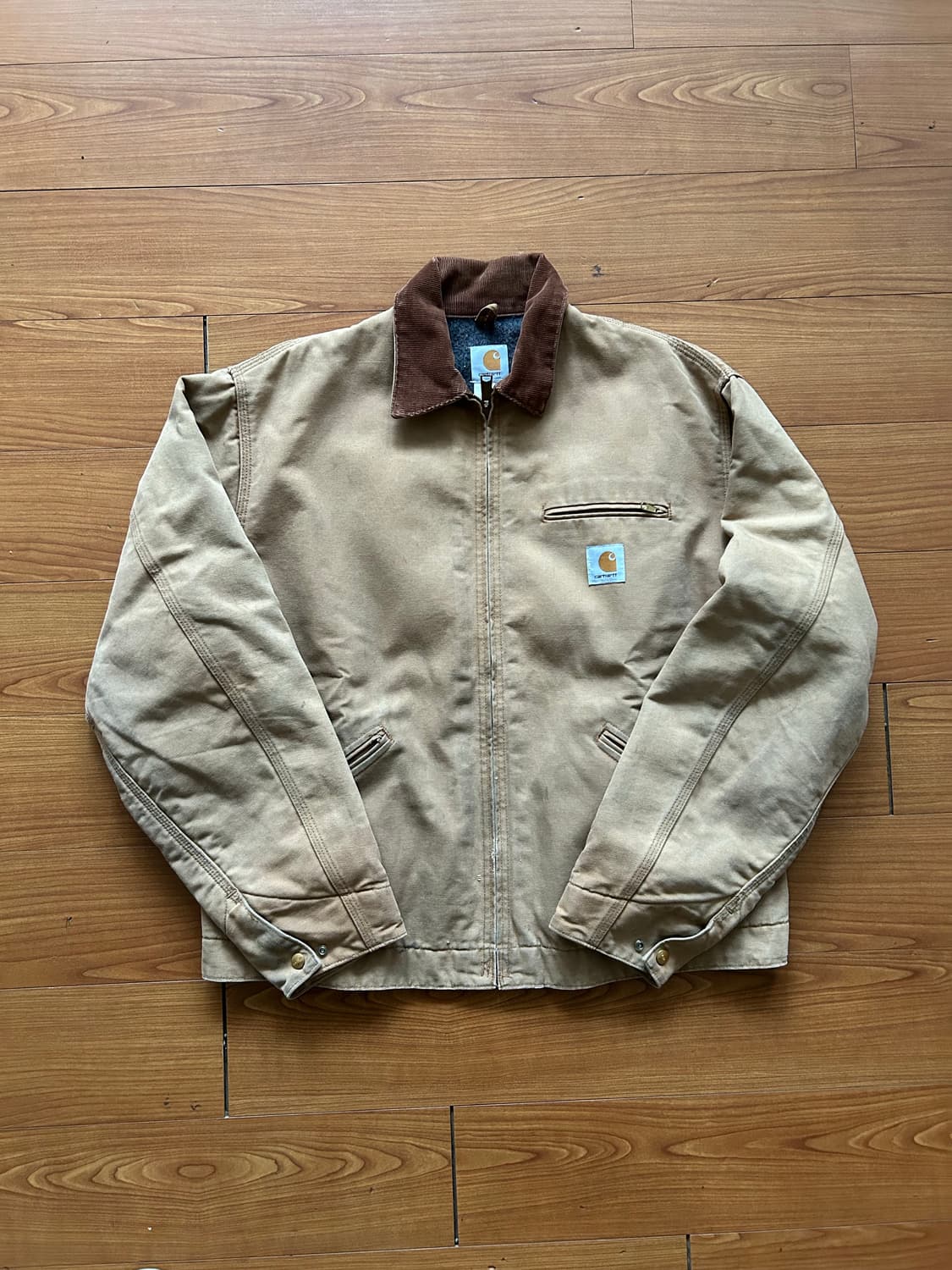 칼하트 디트로이트 j01 자켓 상품이미지1