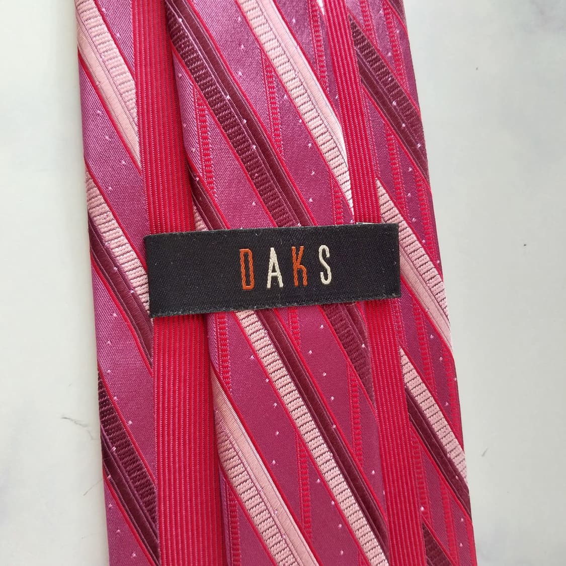 닥스 실크 레드 스트라이프 패턴 넥타이 8.7cm A+등급 K1948 상품이미지9