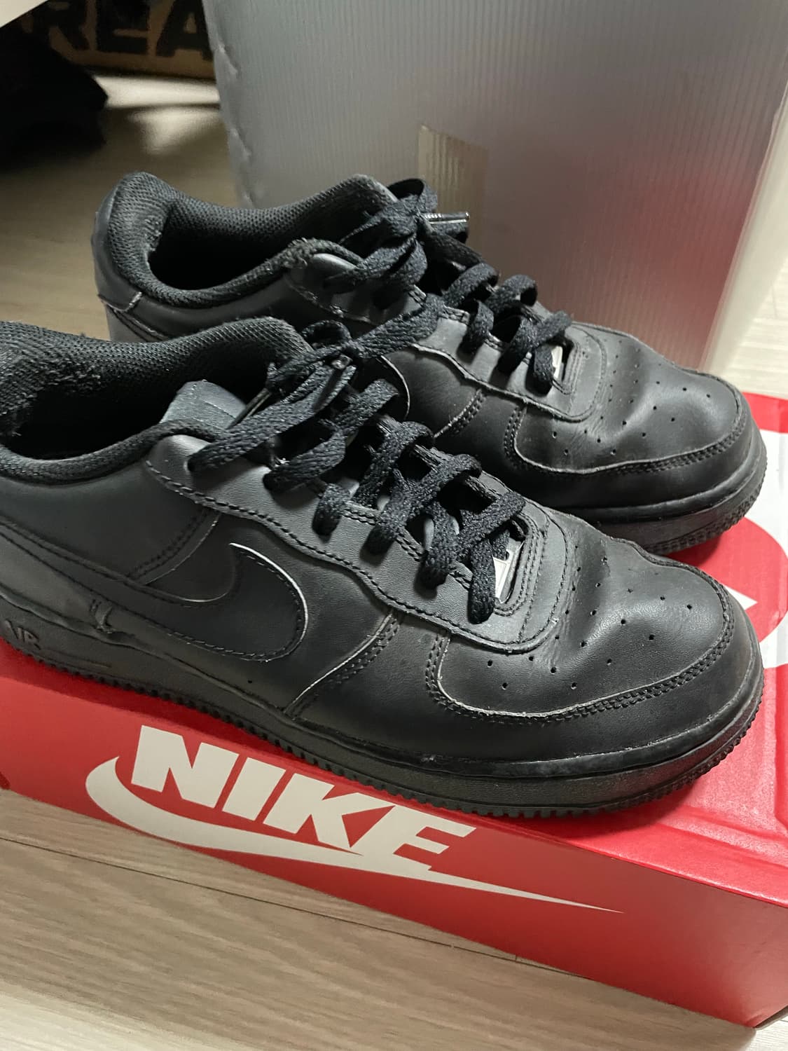 나이키 에어포스 블랙 245  상품이미지1