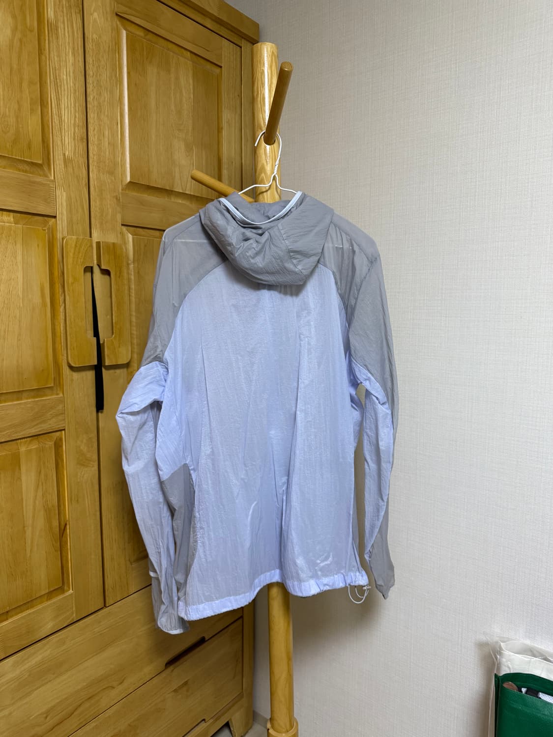 산산기어 에어 대쉬 자켓 라이트 그레이 팝니다. 상품이미지4