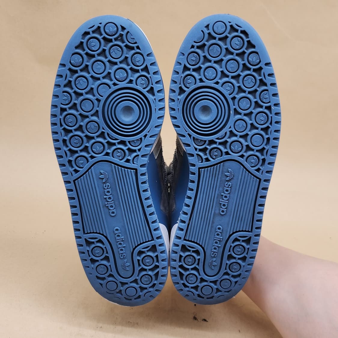 아디다스 포럼 84 로우 여성운동화235 상품이미지3